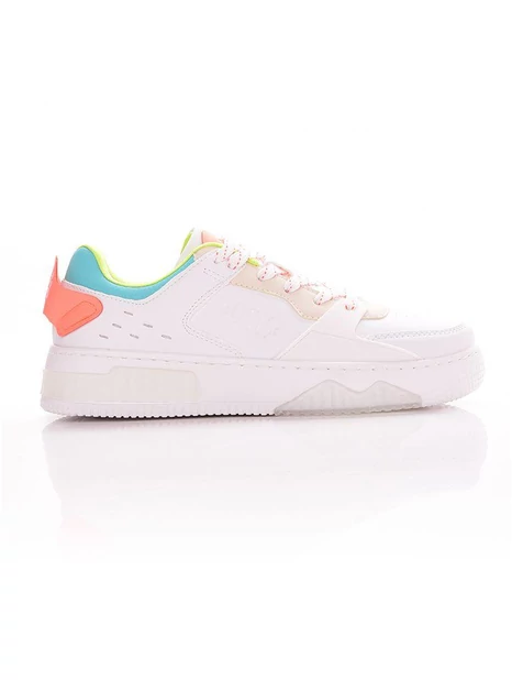 EASY W